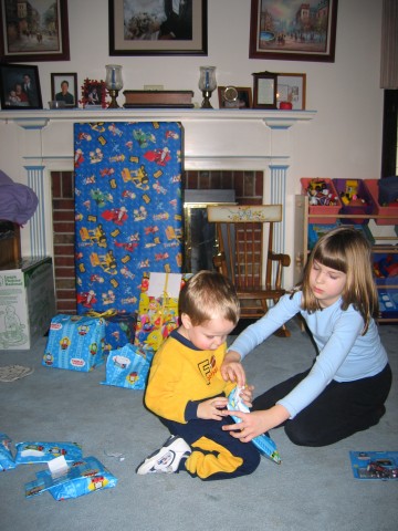 Steven Opens gifts